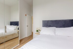 1 Schlafzimmer, Bügeleisen/Bügelbrett, Internetzugang