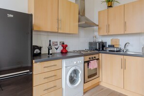 Private kitchen - Bright 1 Bed Flat in West Hampstead with Balcony (London)