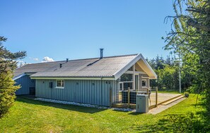 Exterior - Nice home in Løkken with kitchen (Løkken)