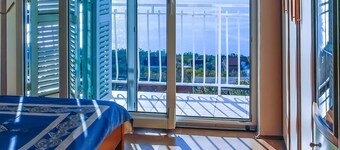 Villa Marija - Apartement with pool and stunning views of the sea, garden