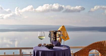 Villa Marija - Villa avec piscine et vue imprenable sur la mer, jardin