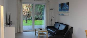 60m² Ferienwohnung in der Parklandschaft Ammerland - Leihfahrräder -
