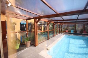 Piscine couverte, piscine chauffée