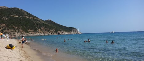 Nära stranden och strandhanddukar