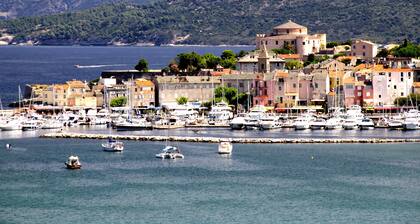 Villa 1 standing seaside, breathtaking view of the Gulf of Saint Florent