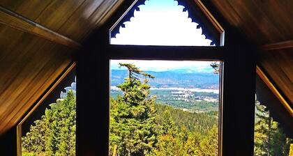 Stunning Views from Custom Cle Elum Cabin! Breweries, Hiking, Fishing, and More!