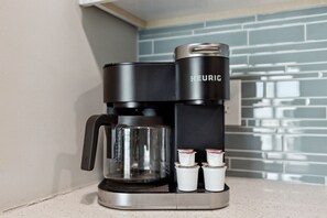 Kaffe og/eller kaffemaskin
