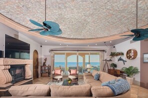 Smart-tv, pejs, Netflix, bøger