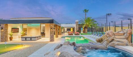 Piscine extérieure, piscine chauffée