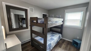 5 chambres, fer et planche à repasser, Wi-Fi gratuit