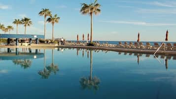 Et oppvarmet basseng