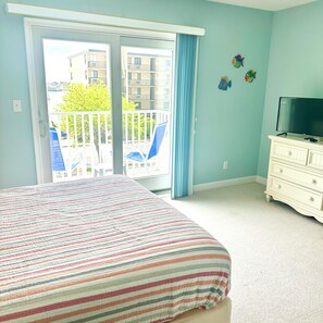 3 bedrooms, travel cot, Internet, bed sheets