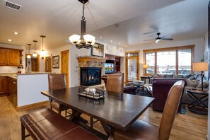 Dining - BL6108 | Ultimate Vacation Experience | Private Hot Tub | Winter Shuttle | Pools (Steamboat Springs)