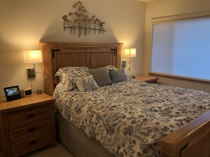 2 slaapkamers, een strijkplank/strijkijzer, wifi, beddengoed