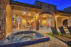 Terrace/patio - Unparalleled Luxury Beachfront House on the Water (Puerto Peñasco)