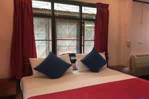 Standard Room (Garden View) A/C | Rollaway beds, free WiFi