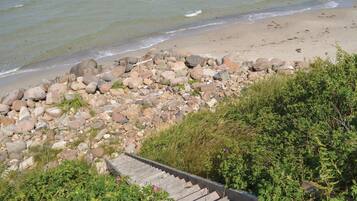 Plage à proximité, pêche sur place