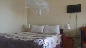 Dubbelrum | Skrivbord, gratis wi-fi, sängkläder och rullstolsanpassning