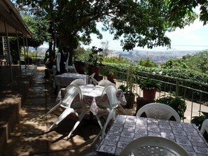 Terrace/patio - Namirembe Guesthouse Kampala (Kampala)