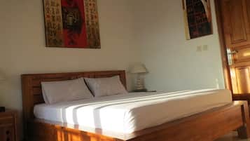 Desk, free WiFi, bed sheets
