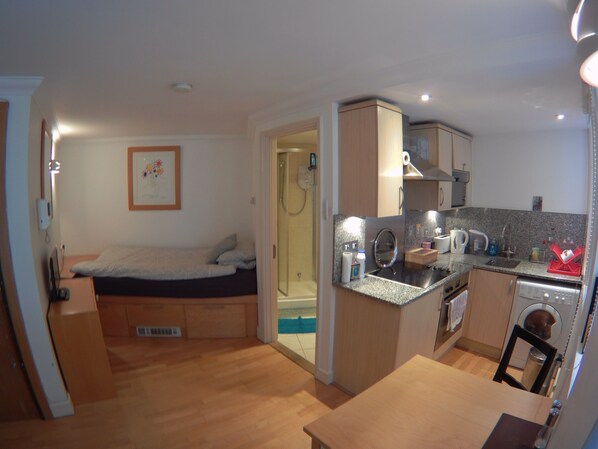 Family Studio, Multiple Beds, Non Smoking, Kitchen | View from room - Tower Hill Studio Appartment (London)