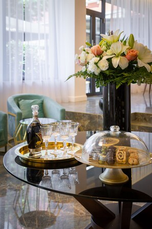 Bar (on property) - Hotel Corner (Split)