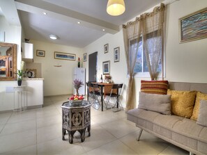 Living room - Amazing Galilee View (Safed)