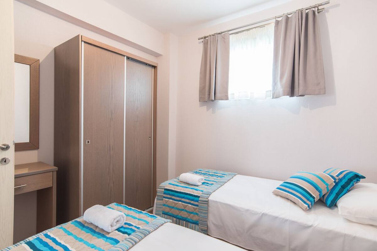 Appartement Confort, 2 chambres, non-fumeur | 2 chambres, rideaux d’obscurcissement, système d’insonorisation