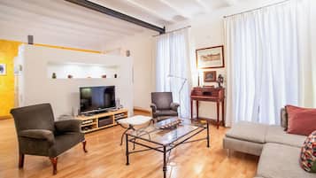 Smart TV, DVD player, books, music library