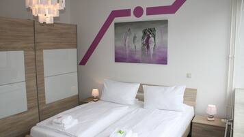 4 Schlafzimmer, kostenloses WLAN, Bettwäsche