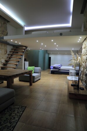 Rideaux occultants, chambres insonorisées, Wi-Fi gratuit, draps fournis