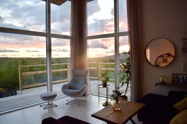 Design-Villa, 3 Schlafzimmer, Bergblick | Wohnzimmer