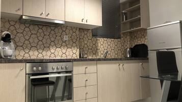 Microones i cafetera i tetera