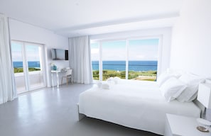 5 Schlafzimmer, Schreibtisch, BĂŒgeleisen/BĂŒgelbrett, Reisekinderbett