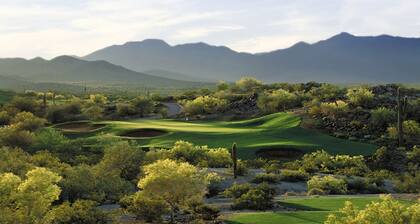 Nouveau terrain de golf personnalisé avec piscine chauffée et spa personnalisés!