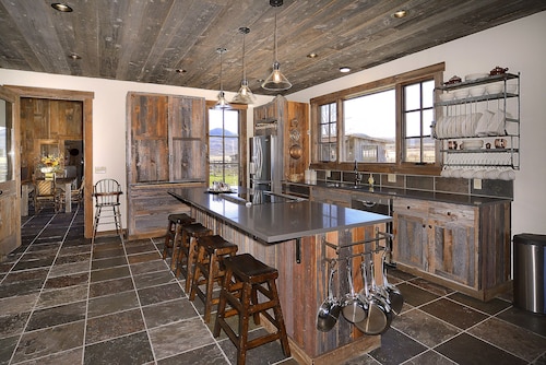 Unique 40 AC Horse Friendly Ranch Renovated 1850 Miners Cabin w/3000 SF Addition