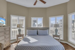 7 chambres, fer et planche à repasser, Wi-Fi gratuit, draps fournis