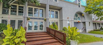 Oceanfront spacious suite with private balcony at charming Oceancliff Resort