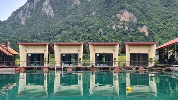 Standard Room | Bed sheets