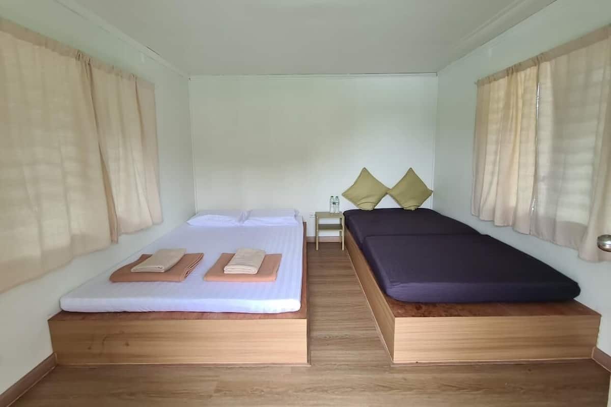 Superior Room | Bed sheets