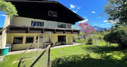 Ferienwohnung Strohmeyer, 87 qm, zwei Schlafzimmer und Terrasse