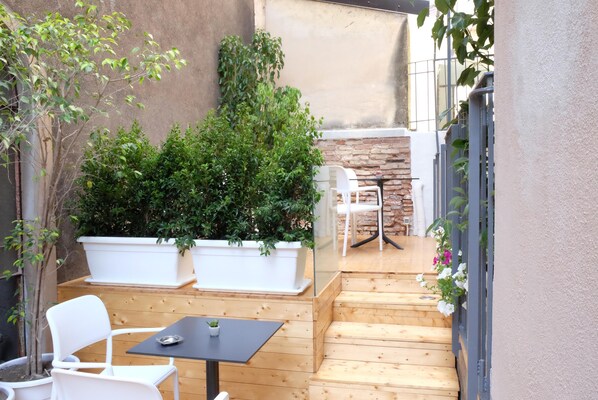Terrace/patio