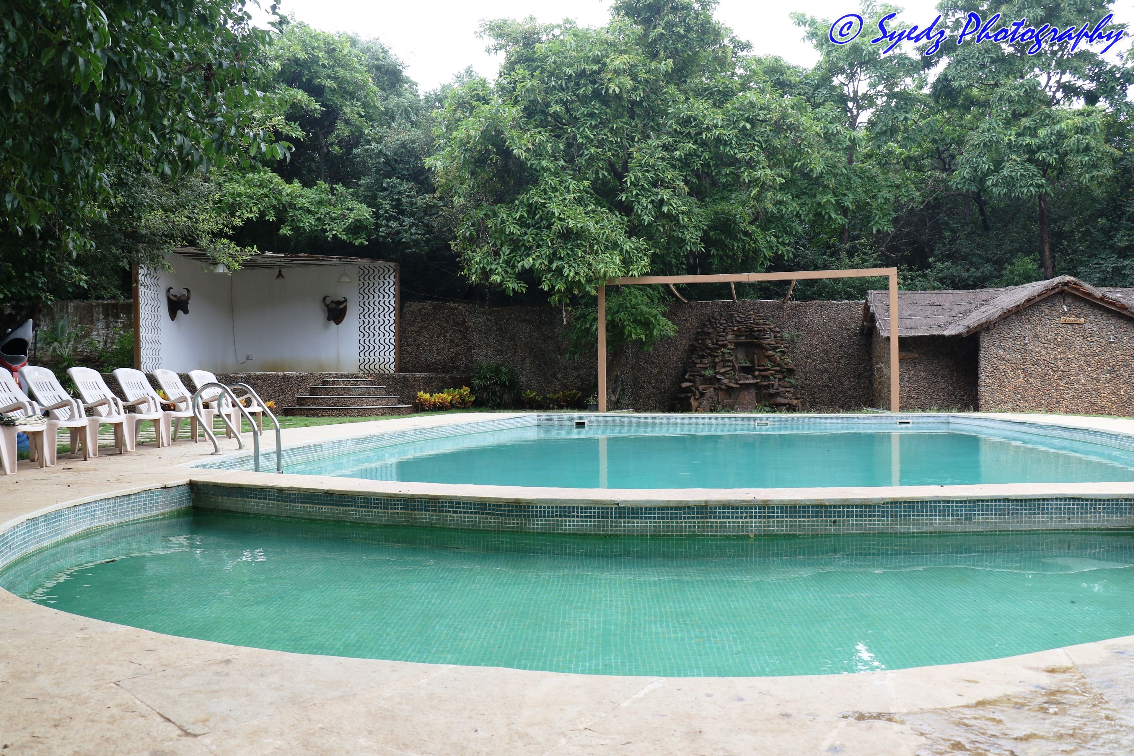 حمّام سباحة خارجي