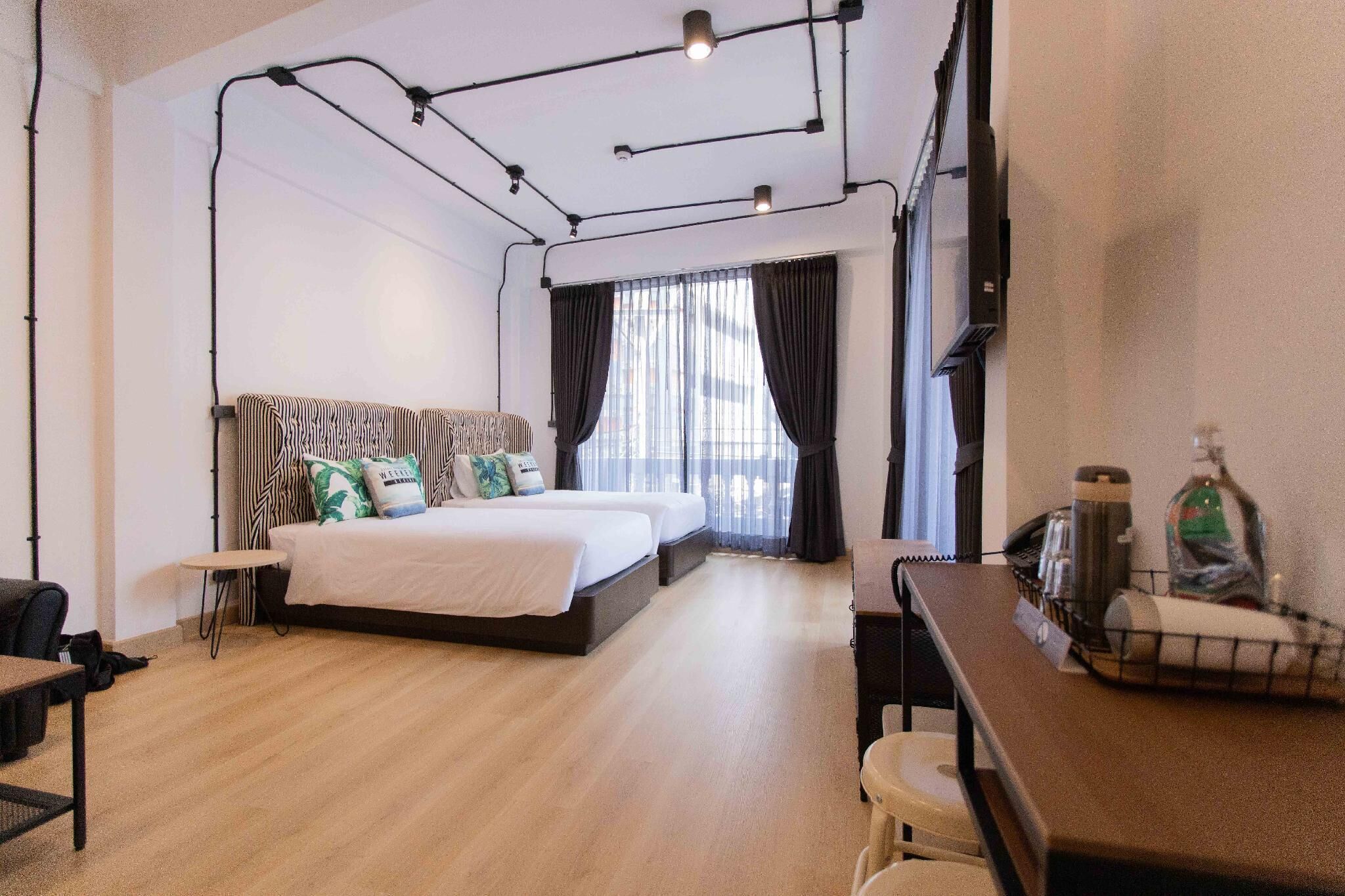 時尚雙床房, 露台, 城市景 | 書桌、手提電腦工作空間、遮光窗簾/窗簾、免費 Wi-Fi