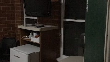 Deluxe Double Room | Premium bedding, blackout drapes, iron/ironing board, free WiFi