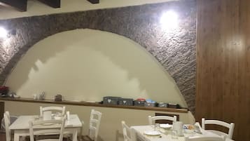 Petit déjeuner continental compris tous les jours