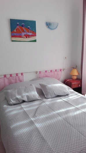 2 bedrooms, iron/ironing board, free WiFi - Homerez - House in Sourdeval (Sourdeval)