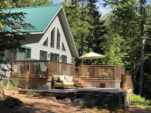 Acadia Long Pond Waterfront Cottage on lake- private dock kayak hot tub Sleeps 6