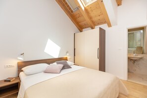 2 Schlafzimmer, Bügeleisen/Bügelbrett, kostenloses WLAN, Bettwäsche