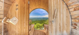 9 Guest Villa with Heated Pool, Spa, Pétanque & Panoramic View